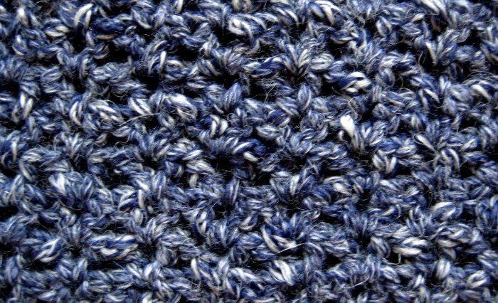 V-stitch worked in textured yarn
