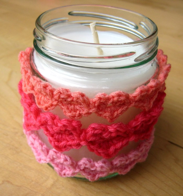Use Heart Strings to make an easy jar cover!
